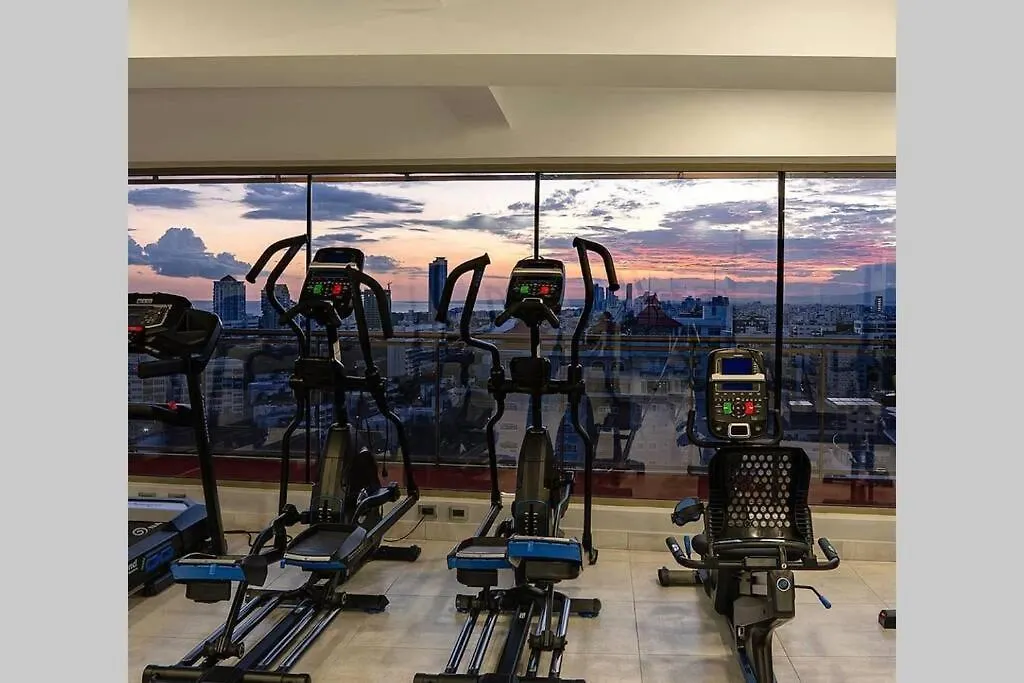 Apartamento De Lujo En Bella Vista, Av. Sarasota Dominican Republic